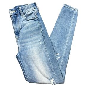 American Eagle Curvy Highest Rise Jegging Distressed Blue Light Wash Skinny Jean